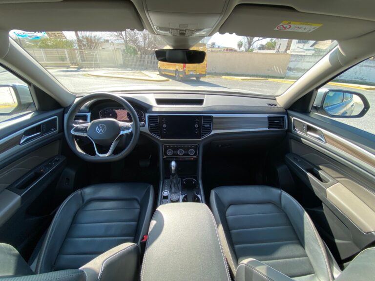 83d0c694-e0d1-432d-a411-c4da9844430b