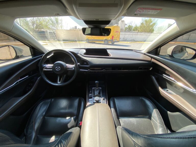 330caf20-d702-4030-914d-9dde2d92e50a