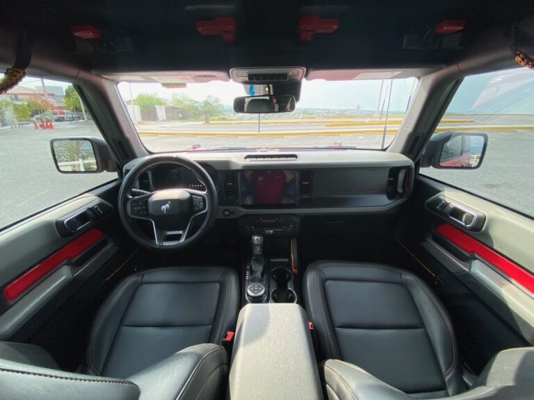 03cb9e3c-c1d6-45b6-9c85-aefa917a4f1c